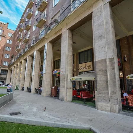 W19 Apartment