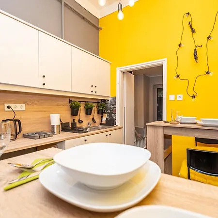 Apartment W19 *