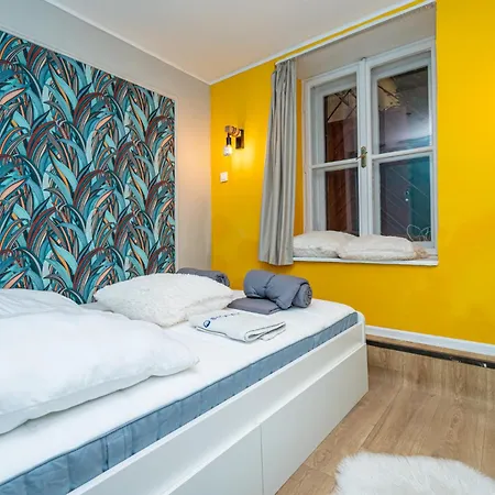 Apartment W19 *