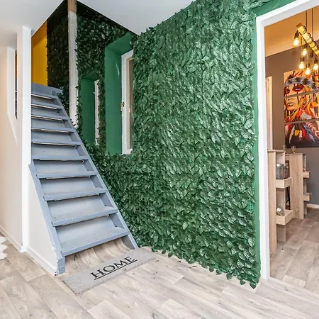 Apartment W19